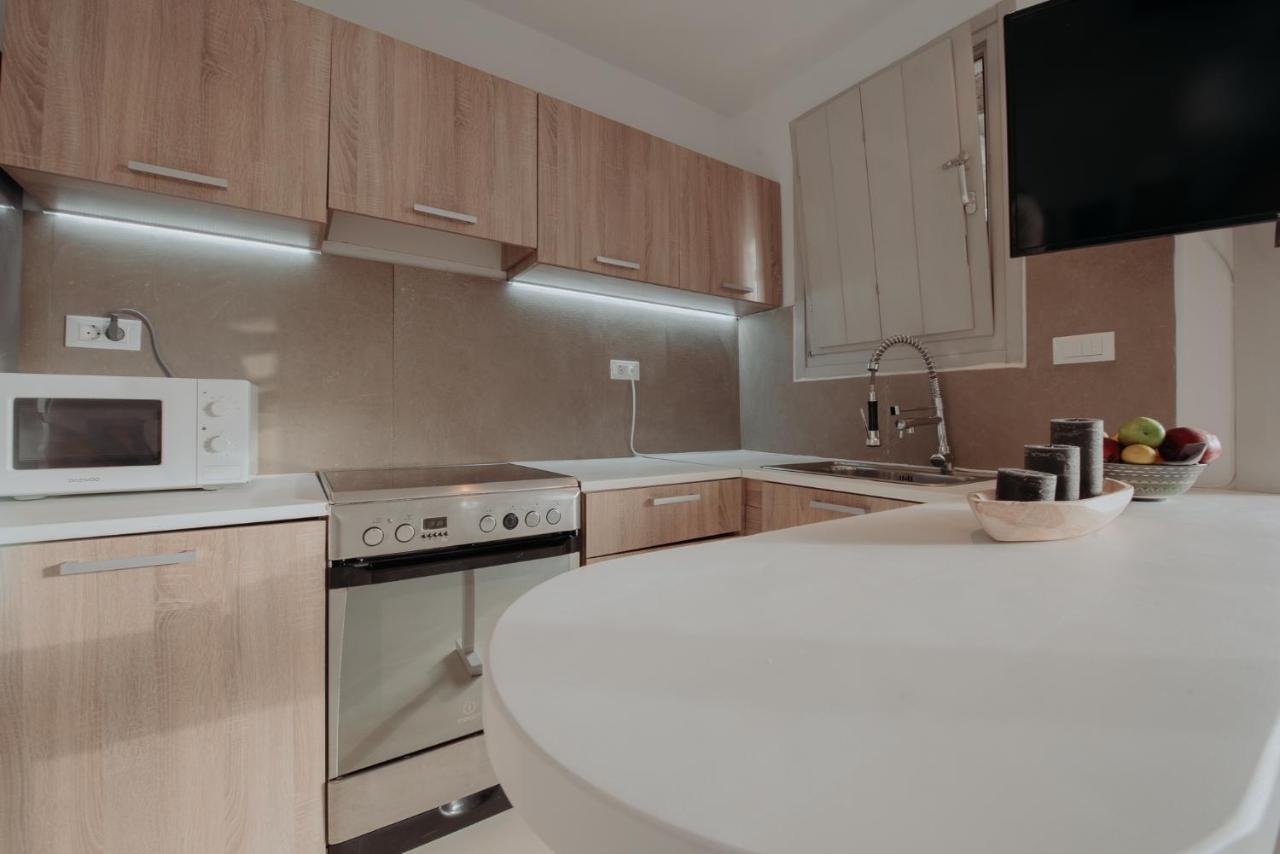 Adel Private Suites Mykonos Town Bagian luar foto