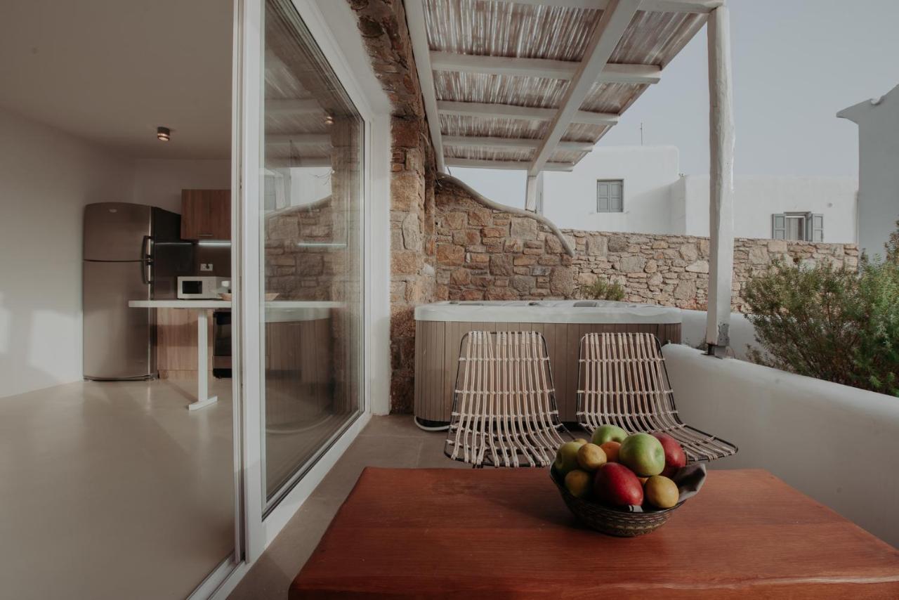 Adel Private Suites Mykonos Town Bagian luar foto